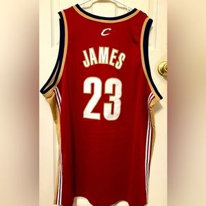 Lebron James # 23 Cleveland Cavaliers jersey.